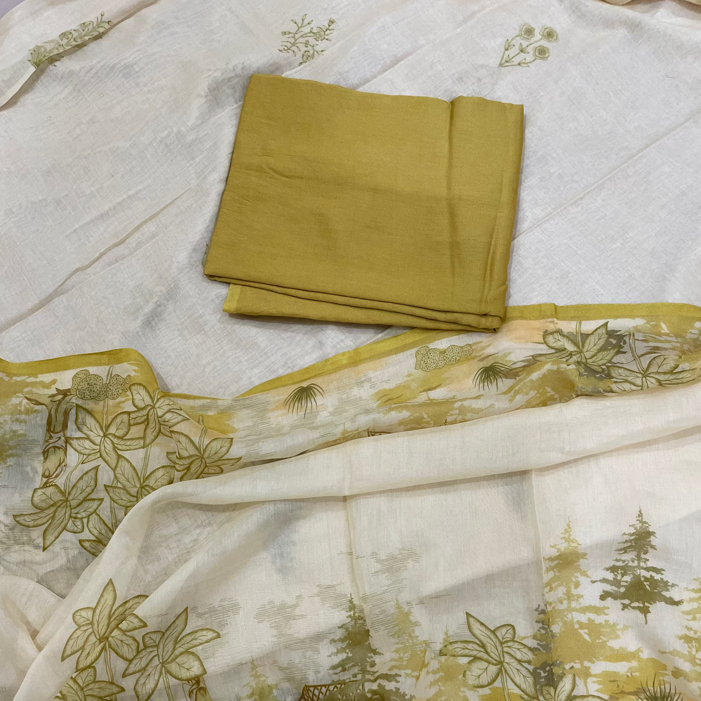 Mallepuvvu - Butter Yellow Mulmul Unstitched Suitset