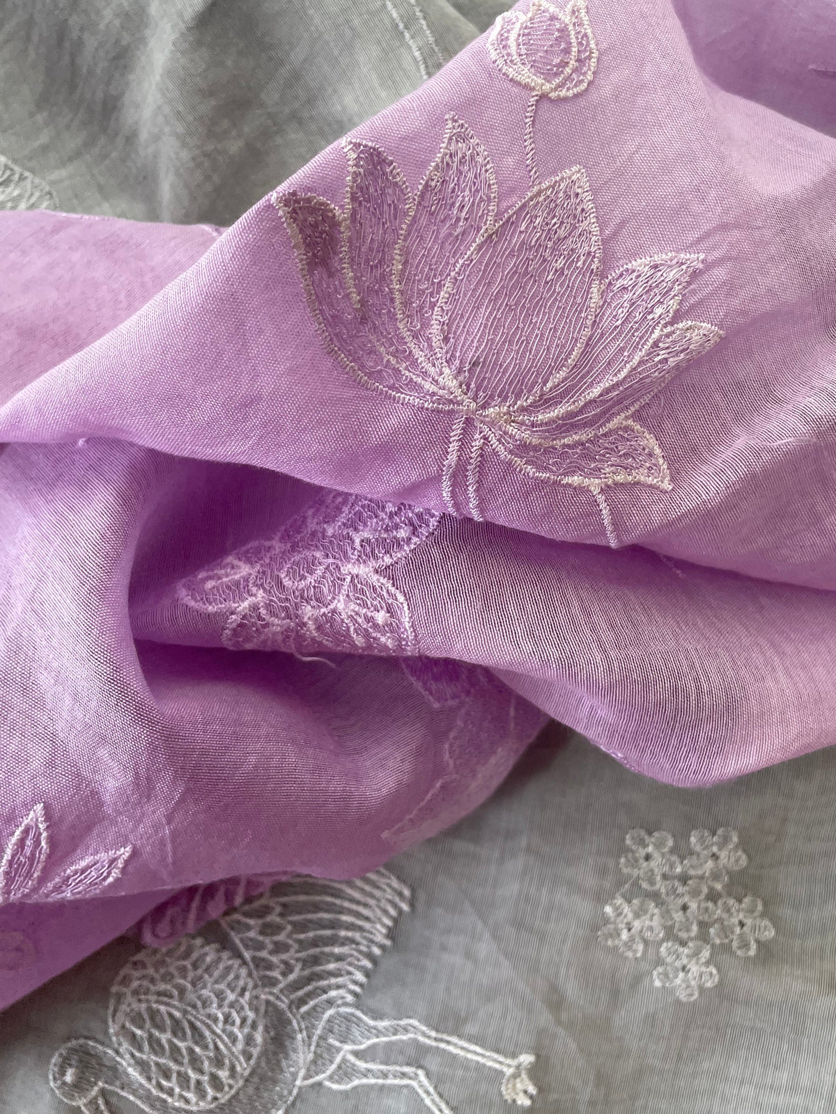 Mallepuvvu – Dove Grey & Lilac Mulmul Unstitched Suit Set