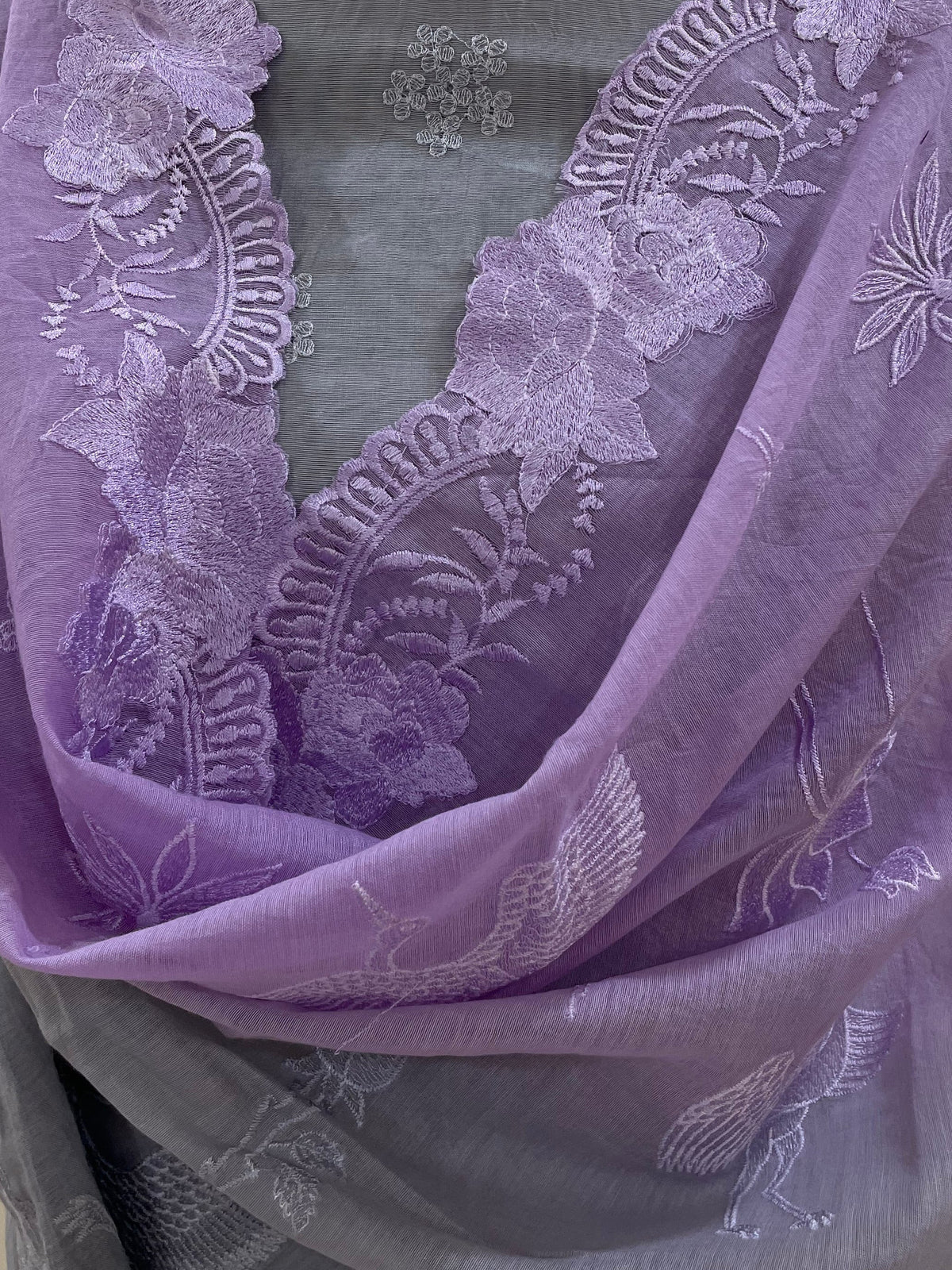 Mallepuvvu – Dove Grey & Lilac Mulmul Unstitched Suit Set